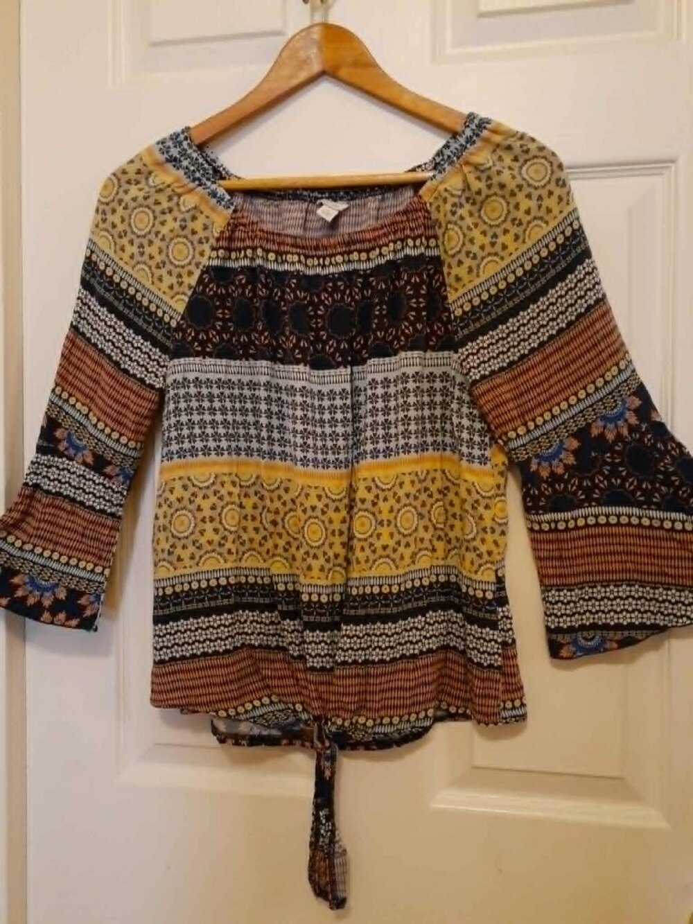EST 1946 Boho Multicolored Blouse With Tie Accent